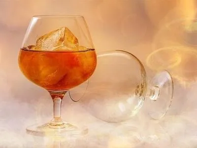 sherry and brandy are two popular alchoholic drinks