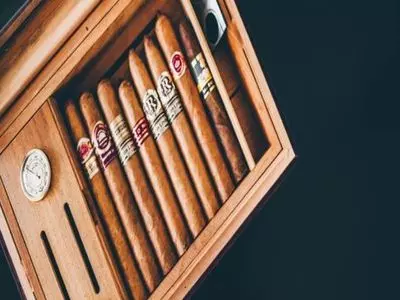 Walk-in humidors are a great investment for storing hundreds of cigars. And, they are easy to build!